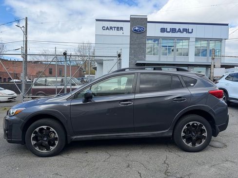 Used 2021 Subaru Crosstrek 2.0i Premium image 4