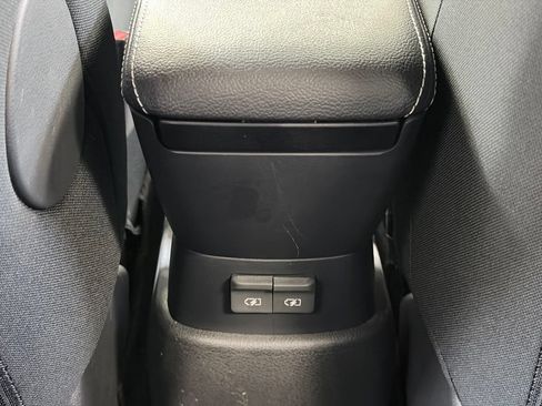 Used 2023 Nissan Kicks S FWD image 22