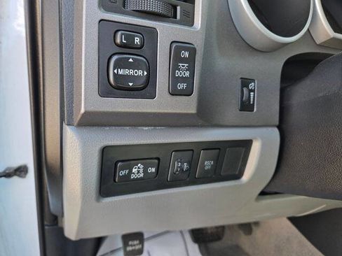 Used 2010 Toyota Tundra Grade image 20