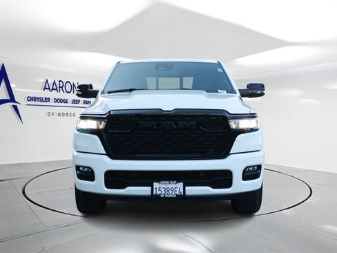 Used 2025 RAM 1500 Big Horn AWD/4WD image 4