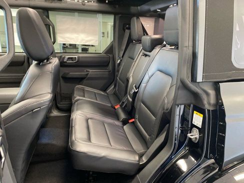 New 2025 Ford Bronco Outer Banks image 35