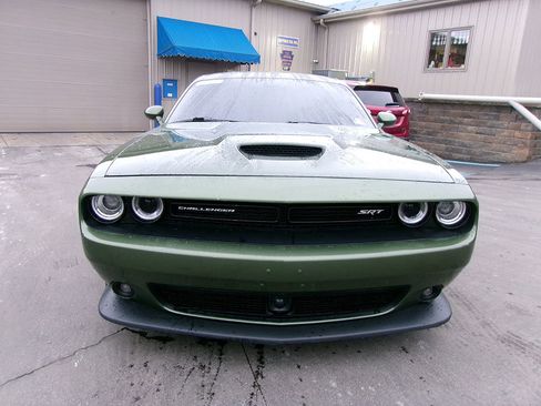 Used 2018 Dodge Challenger SRT w/ Technology Group image 4