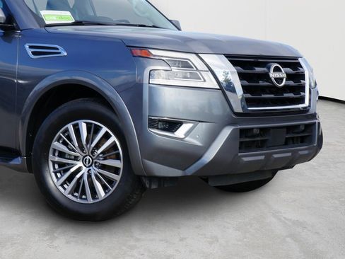 Used 2023 Nissan Armada SL w/ Captain's Chairs Package image 2