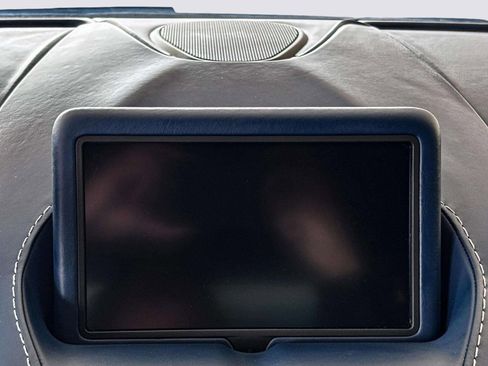 Used 2023 Aston Martin V8 Vantage Roadster image 29