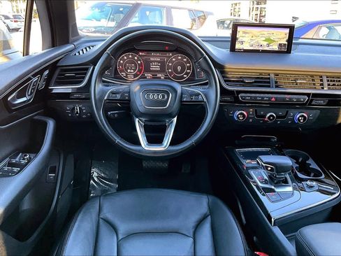 Used 2017 Audi Q7 3.0T Premium Plus image 5