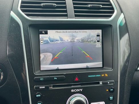 Used 2016 Ford Explorer Sport w/ Equipment Group 401A image 13