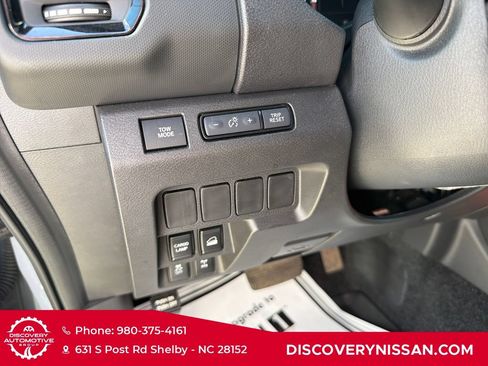 Certified 2024 Nissan Frontier PRO-4X w/ Off-Road Protection Package AWD/4WD image 9