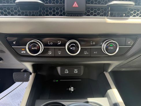 New 2026 Honda HR-V EX-L image 23
