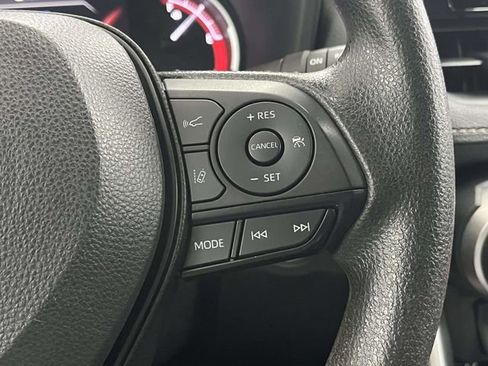 Used 2023 Toyota RAV4 XLE AWD/4WD image 29