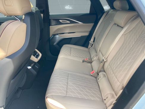 New 2025 Cadillac Lyriq Sport w/ Nappa Leather Package image 14