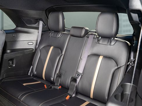 Used 2025 MAZDA CX-90 3.3 Turbo S w/ Premium Package image 20