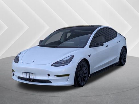 Used 2021 Tesla Model 3 Performance image 1