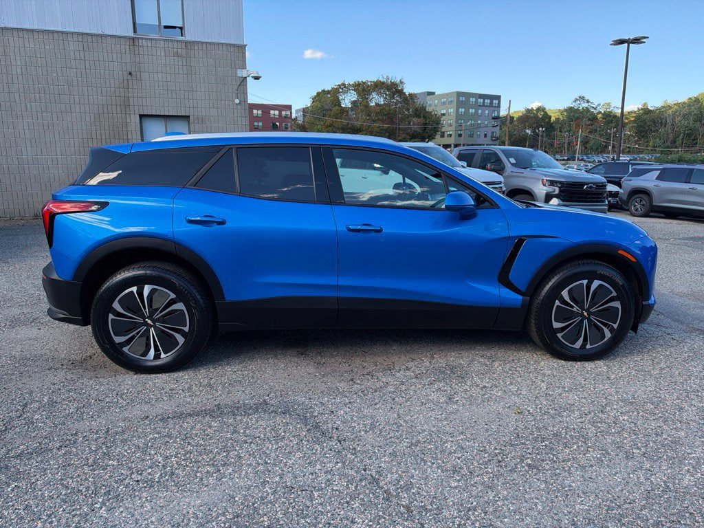 Used 2024 Chevrolet Blazer EV LT AWD/4WD image 7