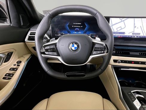Certified 2025 BMW 330i xDrive Sedan w/ Premium Package AWD/4WD image 10