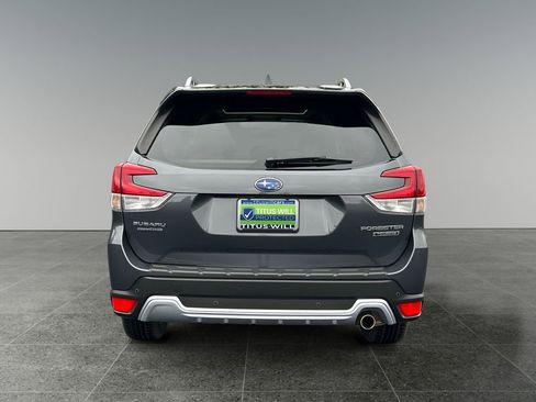 Used 2024 Subaru Forester Touring w/ POP Package 3 AWD/4WD image 9