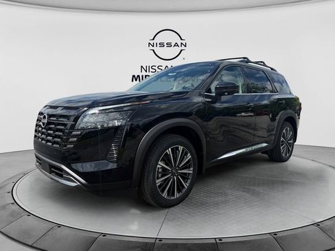 New 2026 Nissan Pathfinder Platinum AWD/4WD image 1