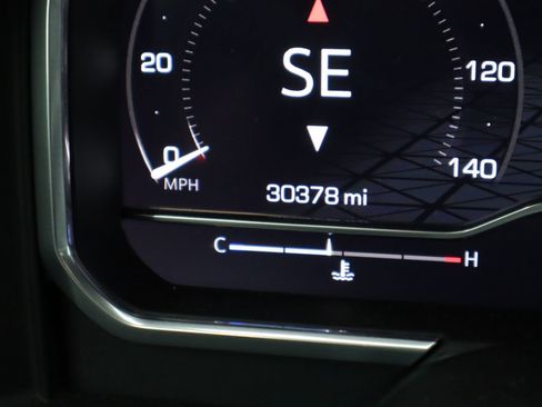 Used 2024 GMC Sierra 1500 AT4 w/ Technology Package image 37