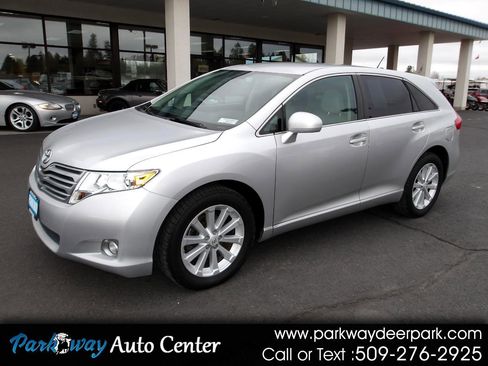 Used 2011 Toyota Venza image 1