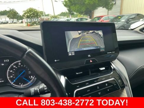 Used 2021 Toyota Venza XLE w/ Softex Package AWD/4WD image 23