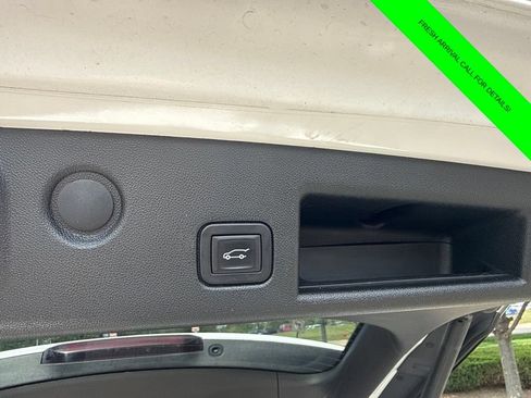 Used 2018 Chevrolet Equinox LT AWD/4WD image 33