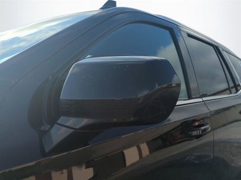 Used 2024 Chevrolet Tahoe LT AWD/4WD image 12