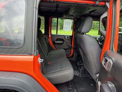 Used 2019 Jeep Wrangler Unlimited Sport AWD/4WD image 20