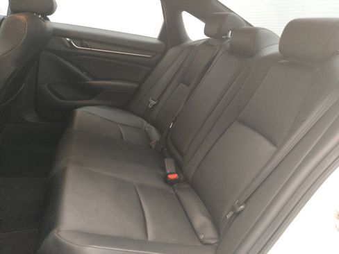 Used 2019 Honda Accord Sport image 18
