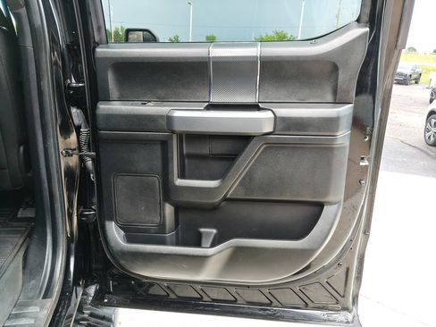 Used 2018 Ford F150 XLT w/ Equipment Group 302A Luxury AWD/4WD image 17