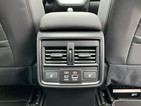 Certified 2025 Subaru Forester Touring AWD/4WD image 16