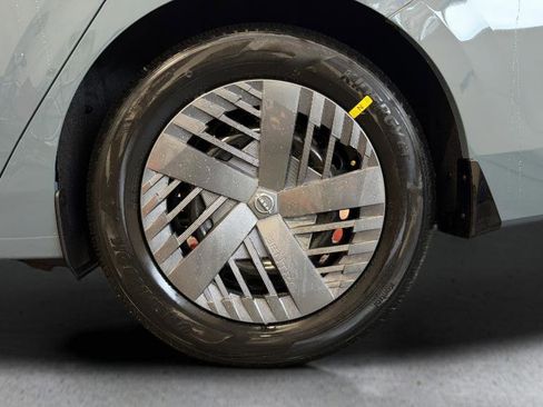 New 2026 Nissan Sentra SV w/ Floor Mat Package FWD image 15