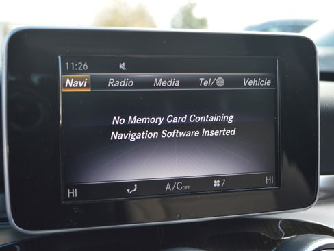 Used 2018 Mercedes-Benz C 300 C 300 image 18