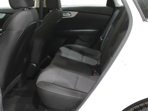 Used 2023 Kia Forte LXS w/ LXS Technology Package image 20