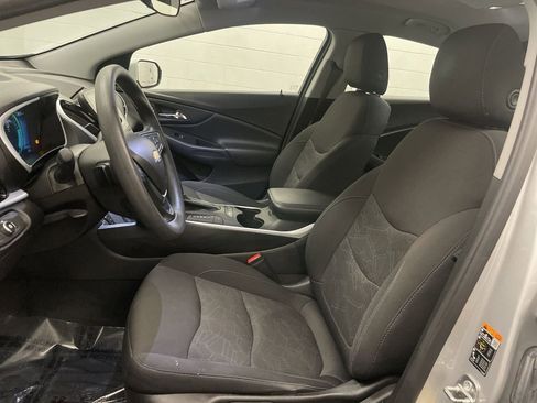 Used 2018 Chevrolet Volt LT image 13