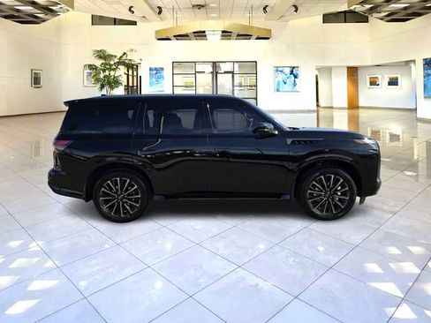 New 2026 INFINITI QX80 Autograph w/ Premium Cargo Package AWD/4WD image 4