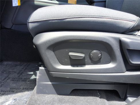 New 2026 Ford Explorer Active RWD image 22