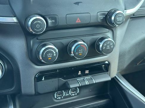 Used 2022 RAM 1500 Big Horn AWD/4WD image 20