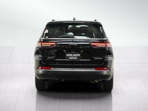 Used 2023 Jeep Grand Cherokee L Limited AWD/4WD image 5