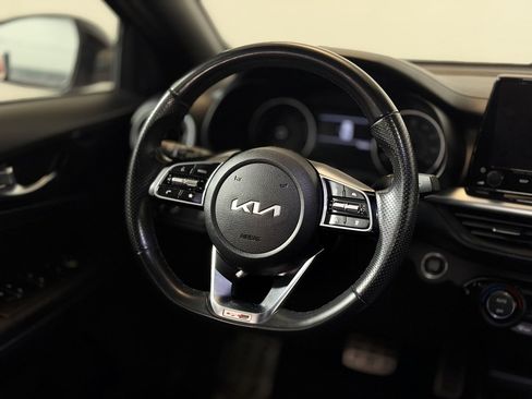 Used 2023 Kia Forte GT-Line w/ GT-Line Premium Package image 13