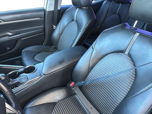 Used 2021 Toyota Camry SE w/ Convenience Package image 22