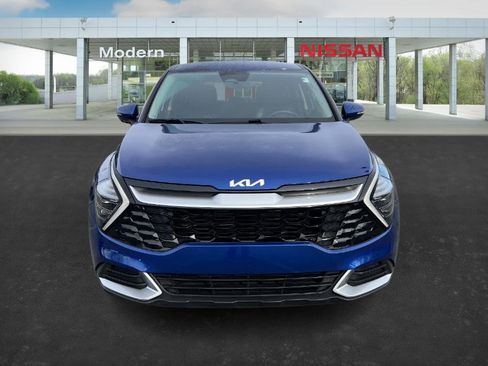 Used 2024 Kia Sportage EX image 8