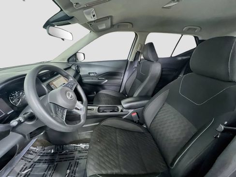Used 2022 Nissan Kicks SV FWD image 19