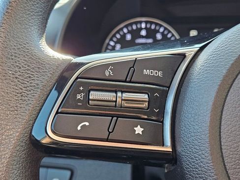 Used 2024 Kia Forte LXS image 22