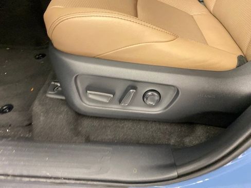 New 2025 Toyota 4Runner Limited image 8