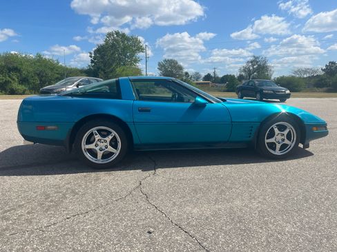 Used 1993 Chevrolet Corvette Coupe image 6