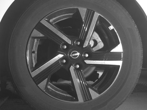 Used 2025 Nissan Sentra SV FWD image 14
