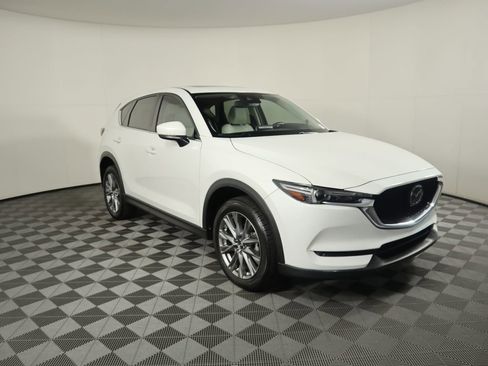 Used 2020 MAZDA CX-5 Grand Touring image 3