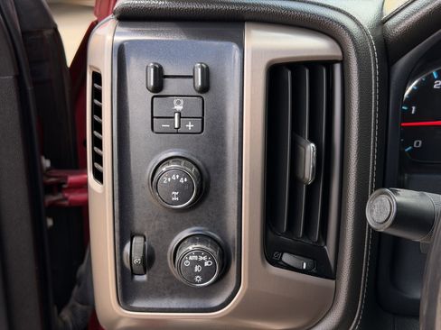 Used 2019 GMC Sierra 3500 Denali w/ Duramax Plus Package AWD/4WD image 19