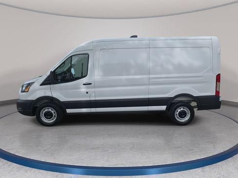 New 2026 Ford Transit 250 148 Medium Roof RWD image 8