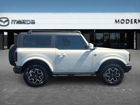 Used 2023 Ford Bronco Outer Banks AWD/4WD image 6