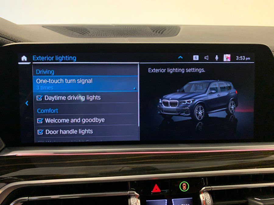 Used 2023 BMW X5 xDrive40i w/ M Sport Package AWD/4WD image 37